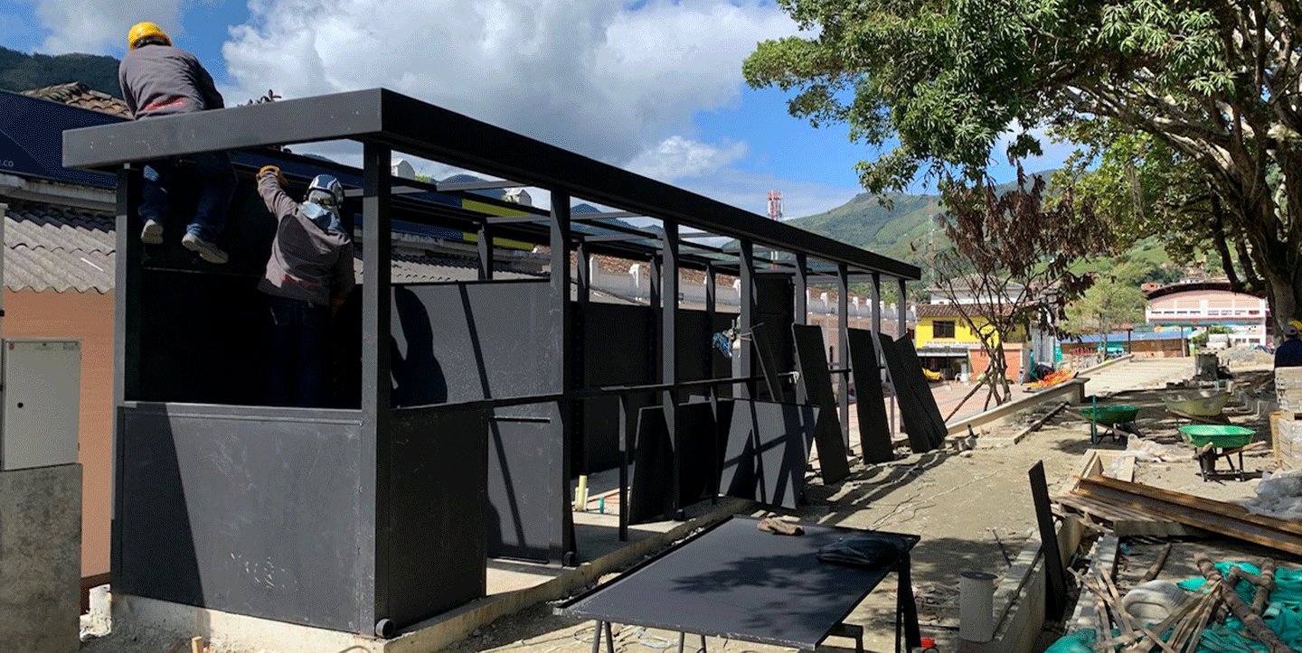 Estructura Metálica / Cisneros